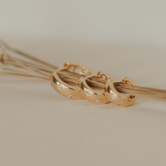 Trio de argolas Zircônias